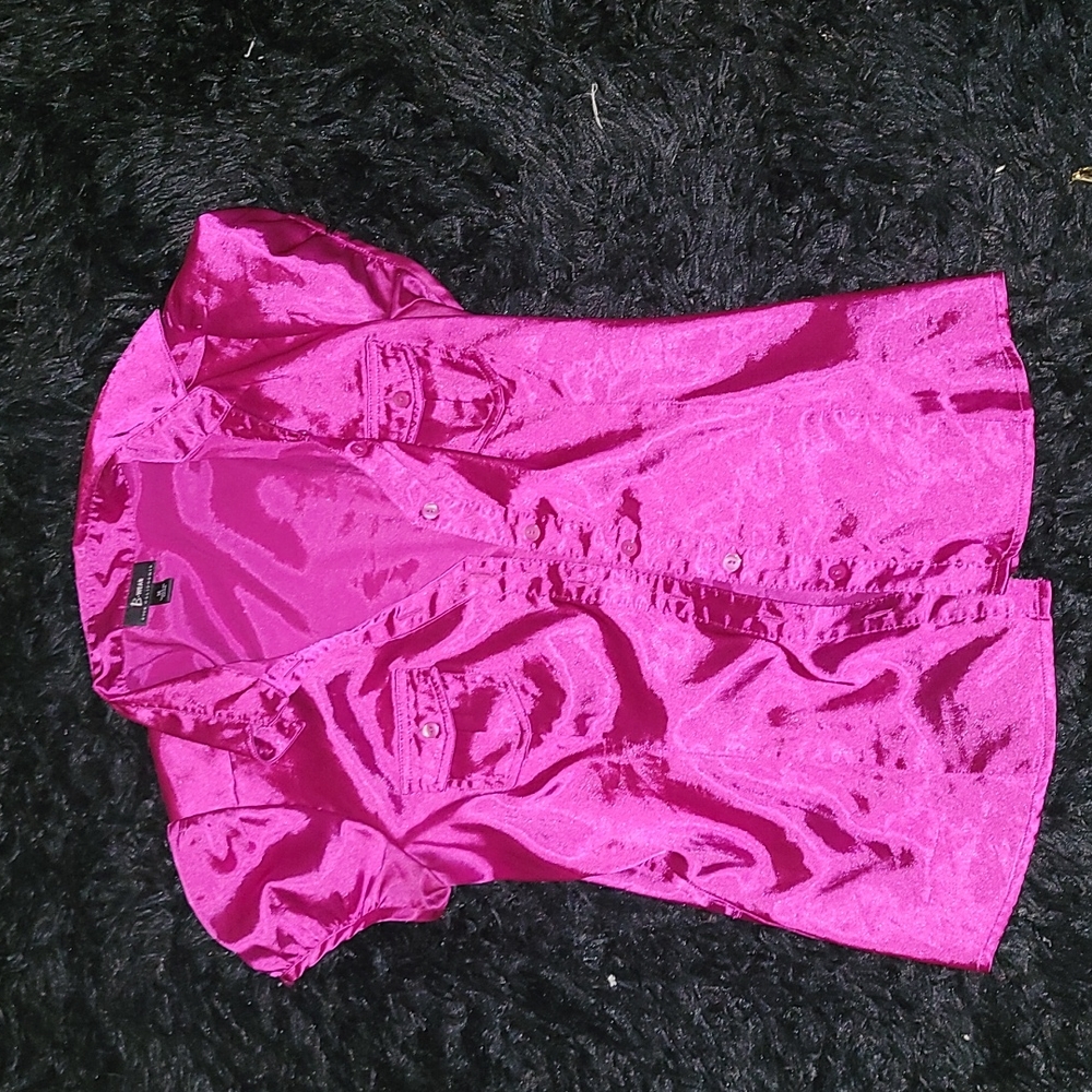 Metallic fuschia button-down